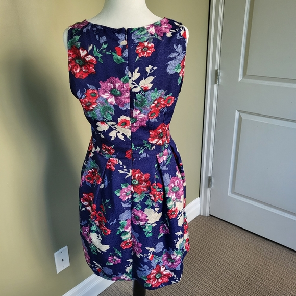 Everly Blue Floral Dress - Picture 3 of 4